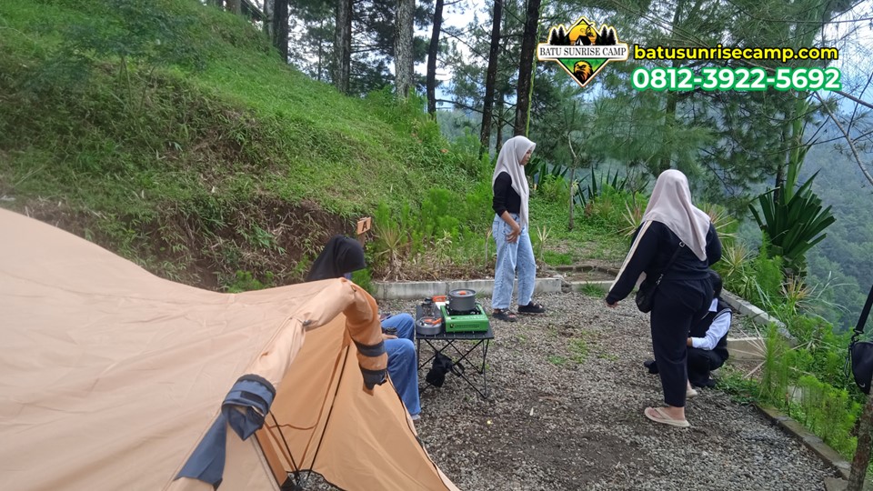Manfaat Camping